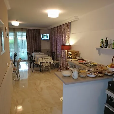 Sophia Hotel 3*